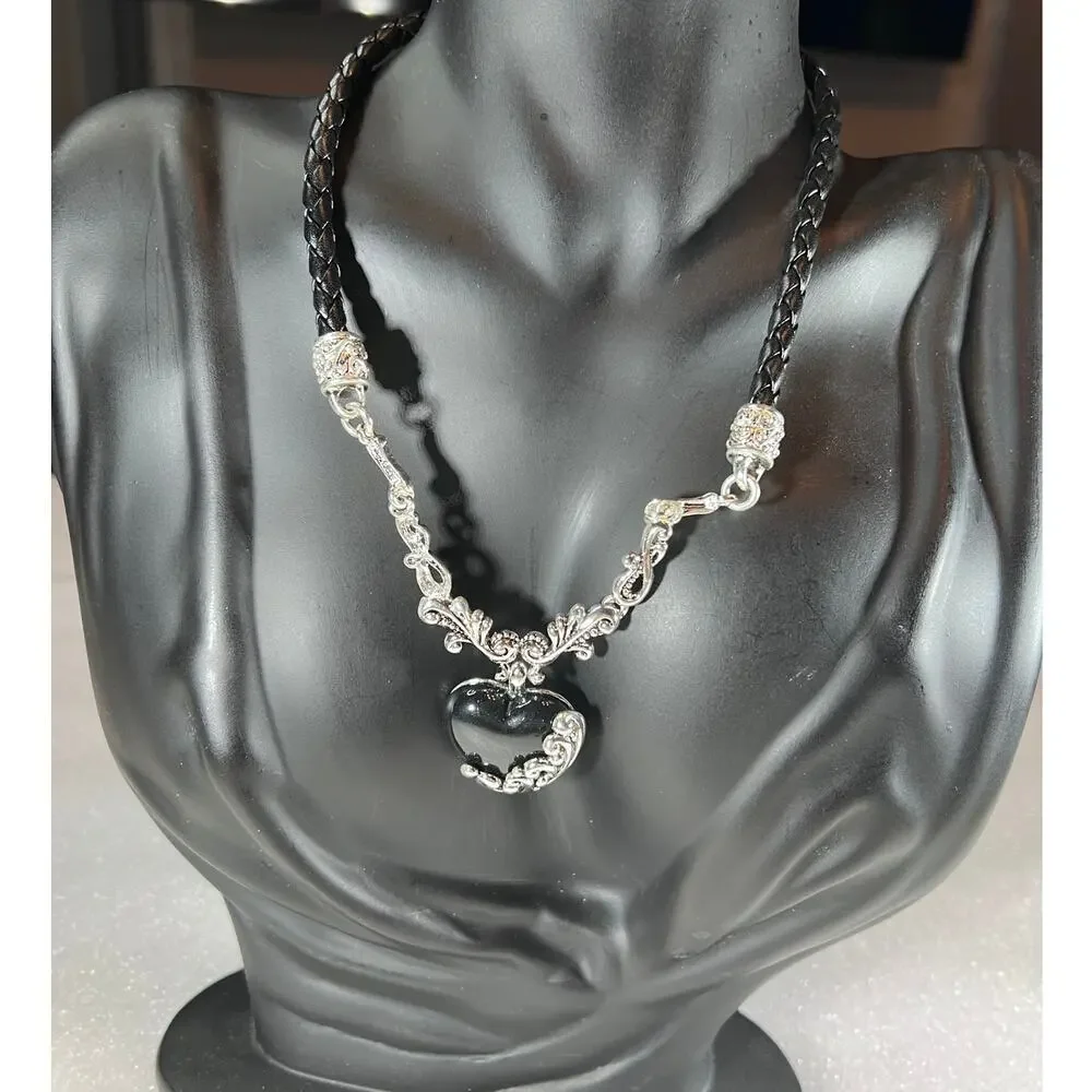 Retro Black Dark Witchy Goth Dark Heart Scroll Necklace Set Deadstock NEW NWT